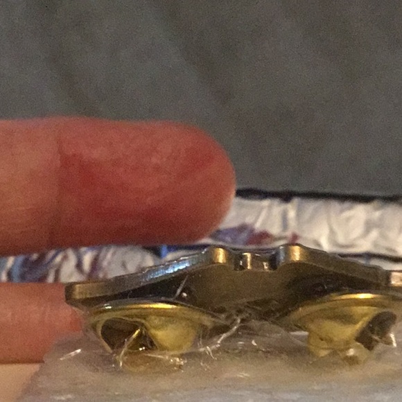 Harley Davidson Owners Group Golden Pin - Picture 3 of 4